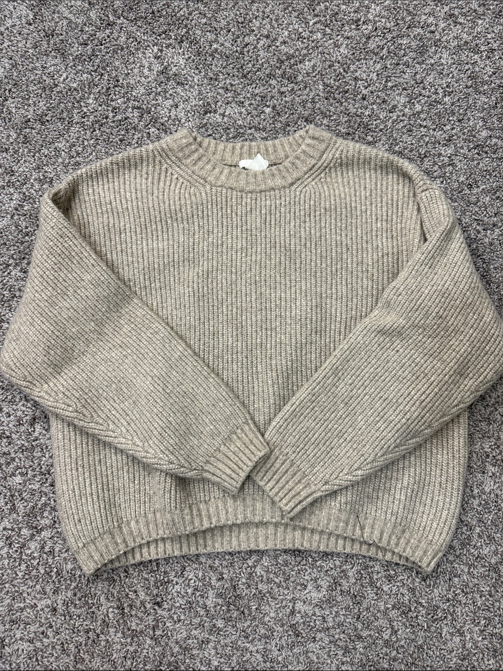 H&M Ribbed Crewneck Sweater in Light Beige